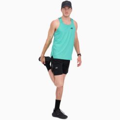 Lekki podkoszulek męski do biegania THERMO TOP. Zielone podkoszulki BODYCROSS, m, bez wzorów, z materiału, bez ramiączek. Za 245.99 zł.