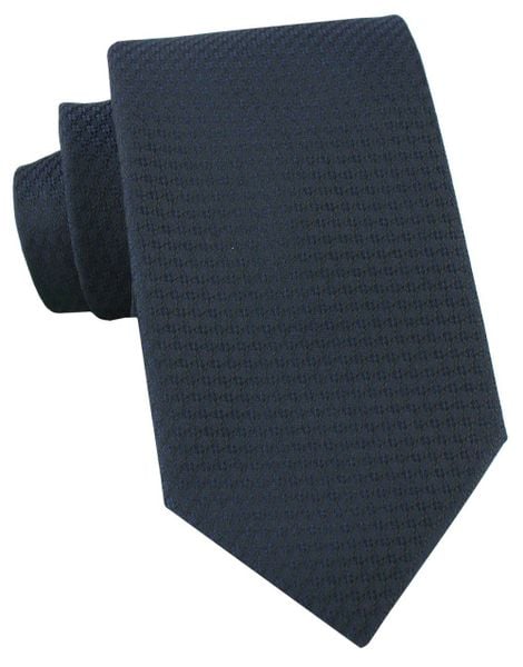 Elegancki Krawat Chattier - Granatowy, Drobna Faktura Tkaniny. Niebieskie krawaty i muchy Chattier, bez wzorów, z tkaniny. Za 55.00 zł.