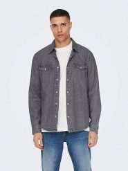 ONLY & SONS Koszula dżinsowa - Regular fit - w kolorze szarym rozmiar: S. Szare koszule Only & Sons, s, bez wzorów, z bawełny, bez kołnierzyka, bez ramiączek. Za 88.43 zł.