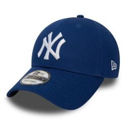Czapka baseballowa New York Yankees. Białe czapki z daszkiem New Era, bez wzorów. Za 231.50 zł.