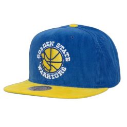 Czapka typu snapback Mitchell & Ness NBA Sueduroy HWC Warriors. Niebieskie czapki z daszkiem Mitchell & Ness, bez wzorów. Za 230.00 zł.