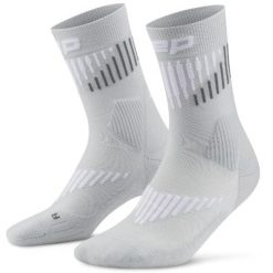 Męskie skarpetki kompresyjne do połowy łydki sportowe z wełną Merino. Zielone odzież kompresyjna CEP, bez wzorów, z dzianiny. Za 69.00 zł.