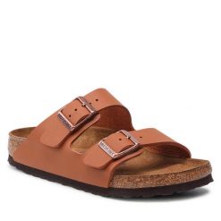 Klapki Birkenstock. Brązowe klapki Birkenstock. Za 299.99 zł.