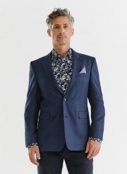 PAKO LORENTE – Granatowa marynarka garniturowa w subtelną kratę. Garnitury Pako Lorente, m, bez wzorów, z elastanu. Za 999.99 zł.