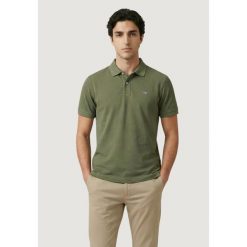 Polo z krótkim rękawem Mężczyzna GANT REG SHIELD SS PIQUE POLO. Zielone koszulki polo GANT, m, bez wzorów, bez kołnierzyka, bez ramiączek. Za 333.00 zł.
