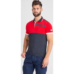 POLO EA7 Emporio Armani. Czarne koszulki polo sportowe EA7 Emporio Armani, l, z aplikacjami, z bawełny, bez kołnierzyka, bez ramiączek. Za 272.30 zł.