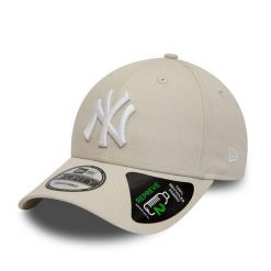 Czapka z daszkiem New Era MLB New York Yankees. Białe czapki z daszkiem New Era, bez wzorów, z poliesteru. Za 167.50 zł.