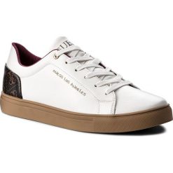 Sneakersy GUESS - FMLUI3 ELE12 WHITE. Białe buty sportowe casual marki Guess, z aplikacjami, ze skóry ekologicznej. Za 399.00 zł.