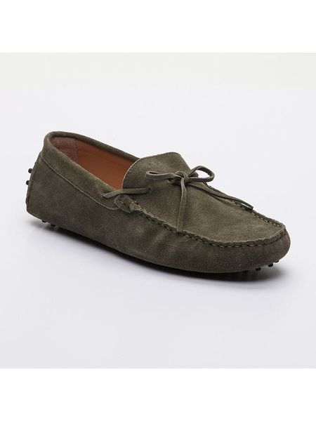 CHARLES & SMITH Skórzane mokasyny "Johnny" w kolorze khaki rozmiar: 41. Brązowe botki sznurowane CHARLES & SMITH, bez wzorów, bez obcasa, bez zapięcia. Za 211.28 zł.
