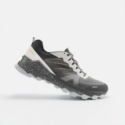 Buty do biegania w terenie męskie Kiprun MT3. Białe buty do biegania KIPRUN, bez wzorów, z kauczuku, bez zapięcia, do biegania. Za 349.99 zł.