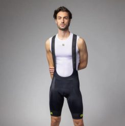 Szorty - PRAGMA CORSA 2.0. Czarne spodenki rowerowe ALÉ CYCLING, s, bez wzorów, z dzianiny, rowerowe. Za 389.85 zł.