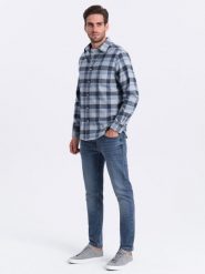 Flanelowa koszula męska w kratę - niebiesko-szara V1 OM-SHCS-0150 - L. Szare koszule Ombre Clothing, l, bez wzorów, z bawełny, bez kołnierzyka, bez ramiączek. W wyprzedaży za 79.99 zł.