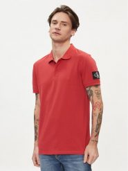 Calvin Klein Jeans Polo J30J323394 Czerwony Regular Fit. Czerwone koszulki polo Calvin Klein Jeans, m, bez wzorów, z bawełny, bez kołnierzyka, bez ramiączek. Za 169.99 zł.