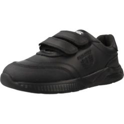 Buty PABLOSKY 903910P Czarny. Czarne buty turystyczne PABLOSKY, bez wzorów, ze skóry, bez zapięcia, na fitness i siłownię. Za 183.99 zł.