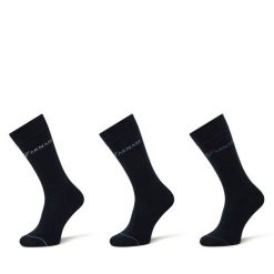 Zestaw 3 par wysokich skarpet męskich Emporio Armani. Niebieskie skarpety Emporio Armani, bez wzorów. Za 99.99 zł.