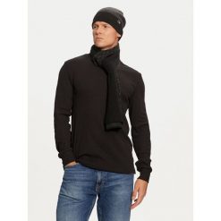 Zestaw Szalik i Czapka Calvin Klein. Czarne czapki zimowe CALVIN KLEIN, bez wzorów. Za 289.99 zł.