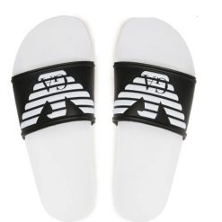 Klapki basenowe dla dorosłych Emporio Armani Beachwear. Białe klapki Emporio Armani Connected. Za 109.00 zł.