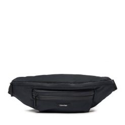 Saszetka nerka Calvin Klein. Czarne saszetki i nerki CALVIN KLEIN, bez wzorów. Za 209.99 zł.