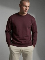 Bluza crewneck basic - bordowy. Czerwone bluzy bez kaptura Sinsay, l, bez wzorów, bez kaptura. W wyprzedaży za 14.99 zł.