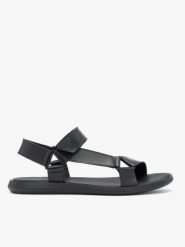 Czarne sandały ze skóry licowej. Czarne sandały Ryłko, ze skóry, bez zapięcia. Za 379.99 zł.