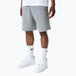 Spodenki męskie New Era NE Essentials. Szare szorty New Era, m, bez wzorów. Za 189.99 zł.