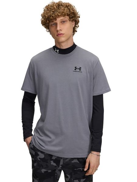 Under Armour Koszulka w kolorze szarym rozmiar: L. Szare bezrękawniki Under Armour, l, bez wzorów, bez kołnierzyka, bez ramiączek. Za 115.24 zł.