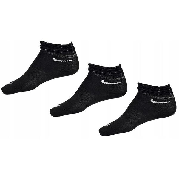 Skarpety stopki Nike 3 pary czarne. Czarne skarpety Nike, bez wzorów. Za 62.00 zł.