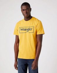 WRANGLER FRAME LOGO TEE MĘSKA KOSZULKA LOGO Golden Spice W70JD3X5O 112320765. T-shirty Wrangler, m, bez wzorów, bez kołnierzyka, bez ramiączek. Za 69.99 zł.