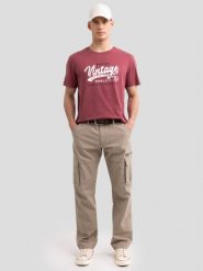 Koszulka męska z nadrukiem na piersi ciemnoróżowa Gralis 602. Czerwone t-shirty BIG STAR, l, bez wzorów, z bawełny, bez kołnierzyka, bez ramiączek. W wyprzedaży za 79.99 zł.