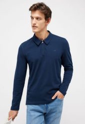 MĘSKA KOSZULKA POLO MUSTANG Portis Dress Blues 1014948 5334. Koszulki polo Mustang, m, bez wzorów, bez kołnierzyka, bez ramiączek. Za 109.99 zł.