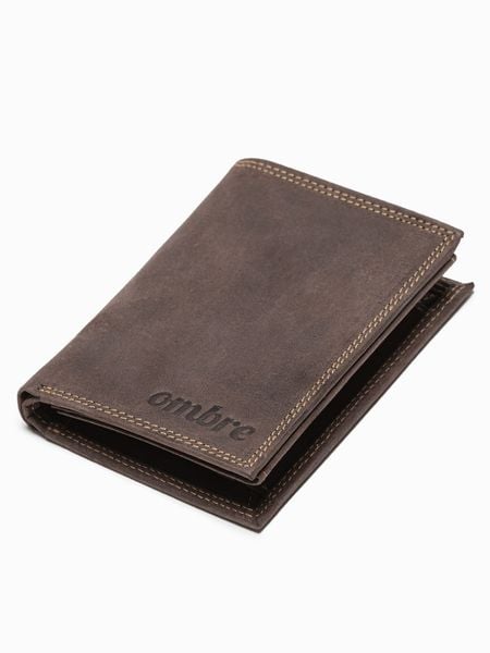 Portfel męski skórzany - brązowy. Brązowe portfele Ombre Clothing, bez wzorów, z materiału. Za 129.99 zł.