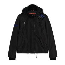 Kurtka przeciwdeszczowa z kapturem Superdry Mountain. Czarne kurtki Superdry, m, bez wzorów, z kapturem. Za 554.75 zł.