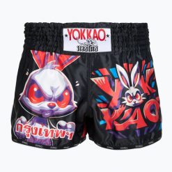 Spodenki treningowe męskie YOKKAO Angry Rabbit Muay Thai. Czarne krótkie spodenki sportowe YOKKAO, m, bez wzorów, z materiału. Za 289.99 zł.