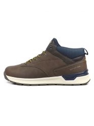 GAP Sneakersy w kolorze brązowym rozmiar: 43. Brązowe buty sportowe casual GAP, bez wzorów, bez zapięcia. Za 173.45 zł.