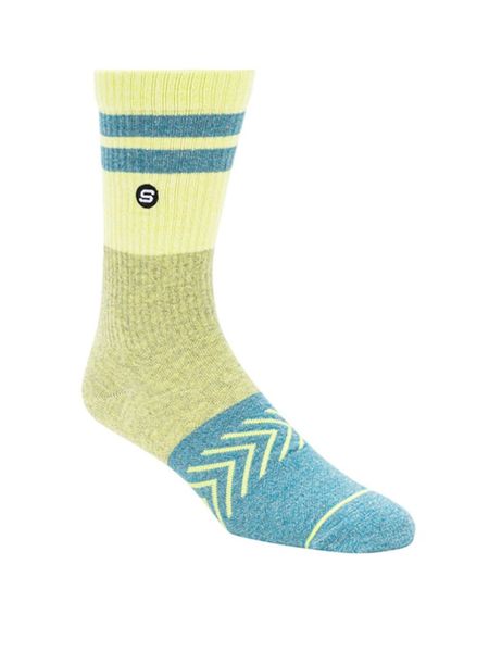 Skechers Skarpety w kolorze błękitno-żółtym rozmiar: 43-46. Niebieskie skarpety Skechers, bez wzorów, ze splotem. Za 17.99 zł.