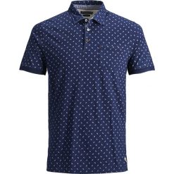 Koszulka polo w kolorze granatowym. Koszulki polo sportowe marki Jack & Jones. W wyprzedaży za 59.95 zł.
