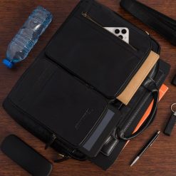 Torba męska skórzana na ramię laptopa duża biznesowa czarna Beltimore N07. Czarne torby na laptopa . Za 359.90 zł.