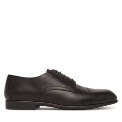 Półbuty Baldinini. Czarne eleganckie półbuty Baldinini, bez wzorów, bez obcasa, bez zapięcia. Za 829.99 zł.