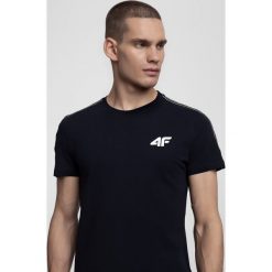 T-shirt męski TSM211 - granat. T-shirty marki 4F. W wyprzedaży za 49.99 zł.