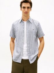 Tommy Hilfiger koszula z krótkim rękawem z lnu Mężczyźni Regular Fit Bawełna czarny, M. Czarne koszule Tommy Hilfiger, na lato, m, bez wzorów, z bawełny, bez kołnierzyka, bez ramiączek. Za 329.95 zł.