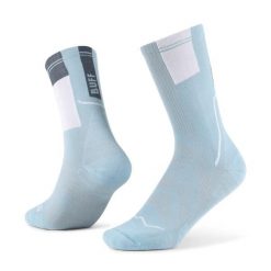 Skarpety biegowe Buff Coolnet Crew Sock CC. Niebieskie skarpety Buff, bez wzorów, z elastanu. Za 107.79 zł.