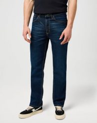 Męskie Spodnie Jeansowe Wrangler Regular Fit Blackened Indigo 112352956. Niebieskie jeansy Wrangler, l. Za 189.99 zł.