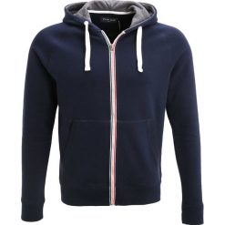 Pier One Bluza z kapturem navy. Bluzy z kapturem marki Pier One, m, z bawełny, z kapturem. Za 149.00 zł.