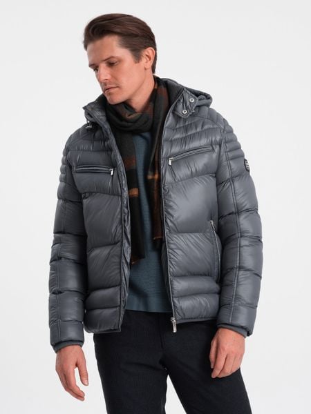 Mocno ocieplona pikowana męska kurtka z odpinanym kapturem – grafitowa V3 - Rozmiar: XL. Szare kurtki Ombre Clothing, m, z aplikacjami, z materiału. W wyprzedaży za 99.99 zł.