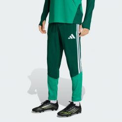 Spodnie treningowe Algeria 26. Zielone spodnie treningowe długie Adidas, bez wzorów, z dresówki. Za 279.00 zł.