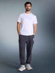 4F Spodnie dresowe joggery męskie - szare XXL. Szare joggery i bojówki 4F, na co dzień, m, bez wzorów, z dresówki, klasyczne. Za 189.99 zł.