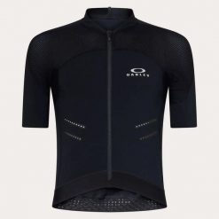 Koszulka rowerowa męska Oakley ENDURANCE AERO FOA407943-021. Czarne odzież kompresyjna Oakley, l, bez wzorów, z nylonu, na fitness i siłownię. Za 671.29 zł.