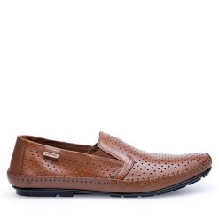 Półbuty Lasocki. Brązowe eleganckie półbuty Lasocki, bez wzorów, bez obcasa, bez zapięcia. Za 229.99 zł.