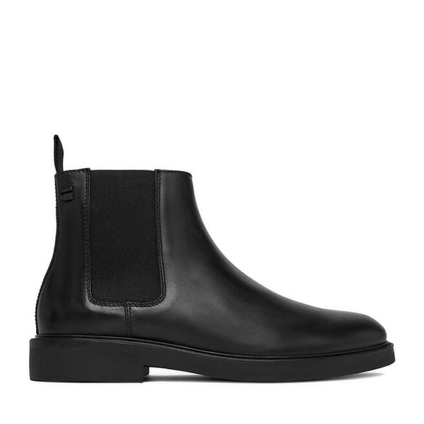 Botki G-Star. Czarne botki sznurowane G-Star, bez wzorów, bez obcasa, bez zapięcia. Za 383.99 zł.