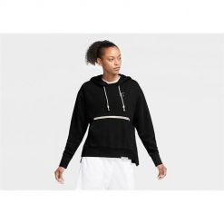 Bluza sportowa męska Nike Standard Issue. Czarne bluzy z kapturem Nike, l, bez wzorów, z kapturem. Za 391.00 zł.